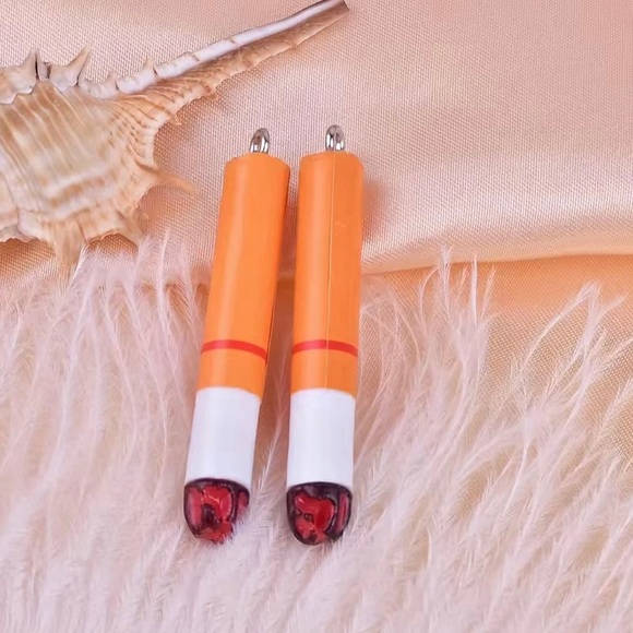 Cigarettes Set Pin: Hair Claw - Picture 1 of 1